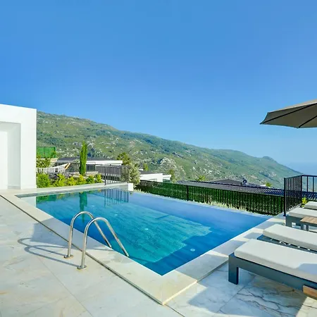 Villa Pluto 1 - Planet Luxury Villas